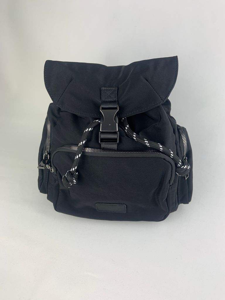 Chiara Mochila Negro - Vista Principal Vista Principal