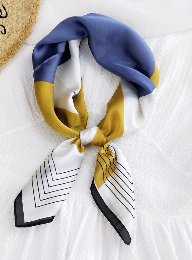 Pañuelo pequeño de Seda Cuadrado de 55 cm ref. M0127