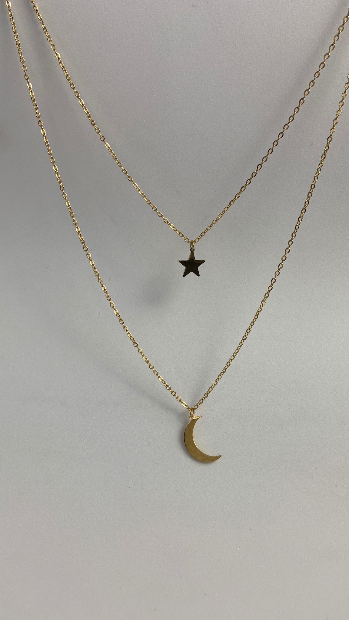 Colgante DUO De Acero LUNA Y ESTRELLA Dorado - exposición