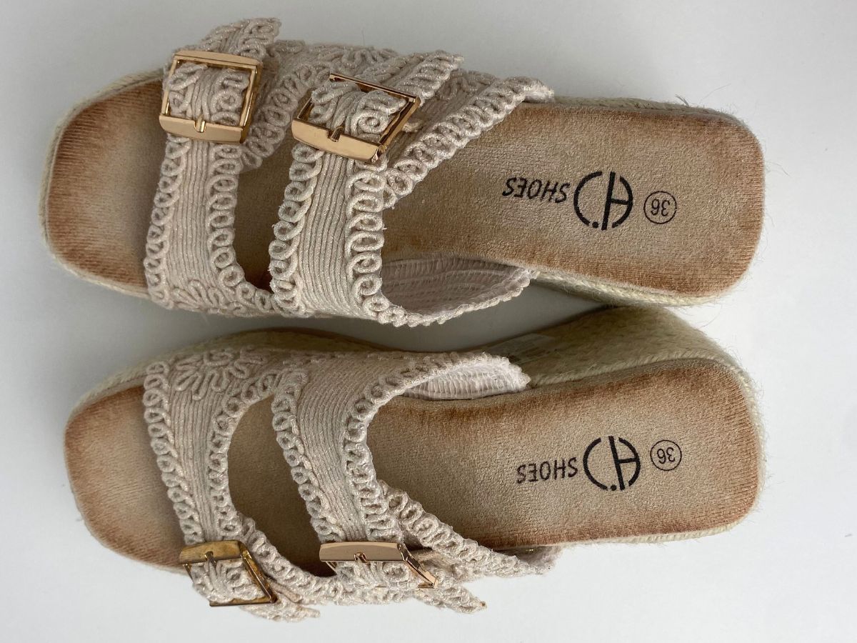 Cuñas de Esparto de 9 cm con anchura de pie ajustable - VISTA PAJARO DE LADO