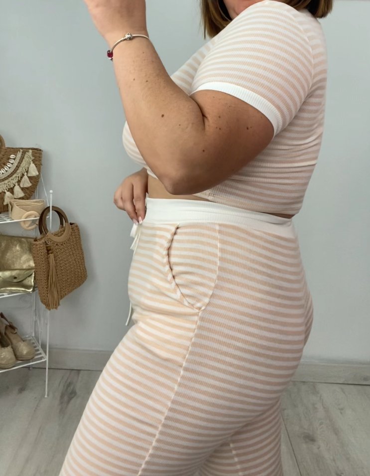 Conjunto 2 piezas Casual - Top y Pantalón color Salmón - de lado