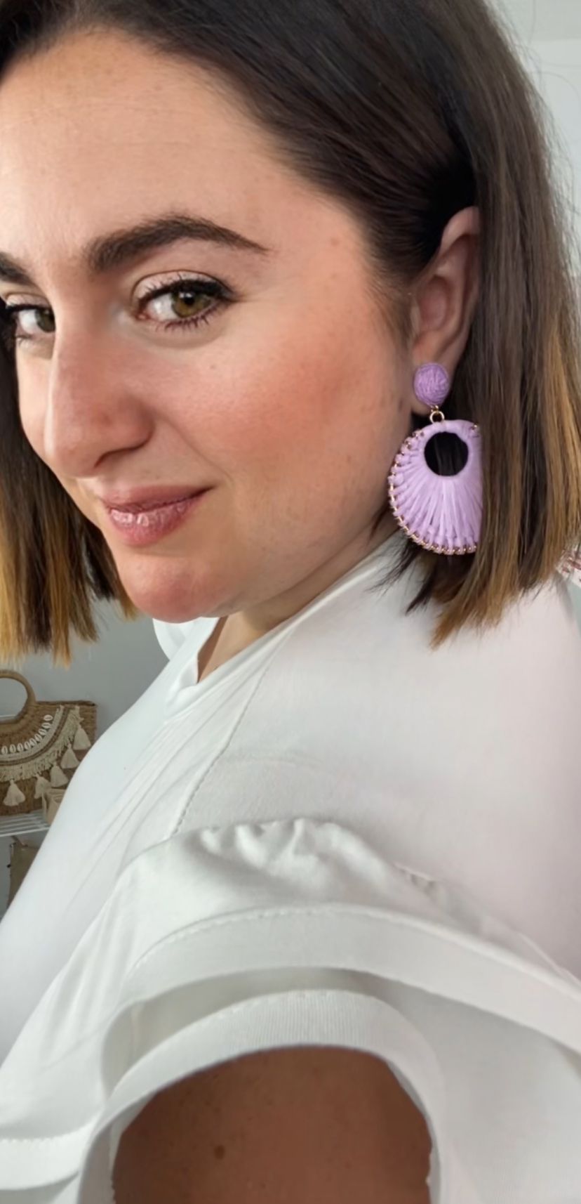 M0206 - Pendiente de Rafia Malva de lejos