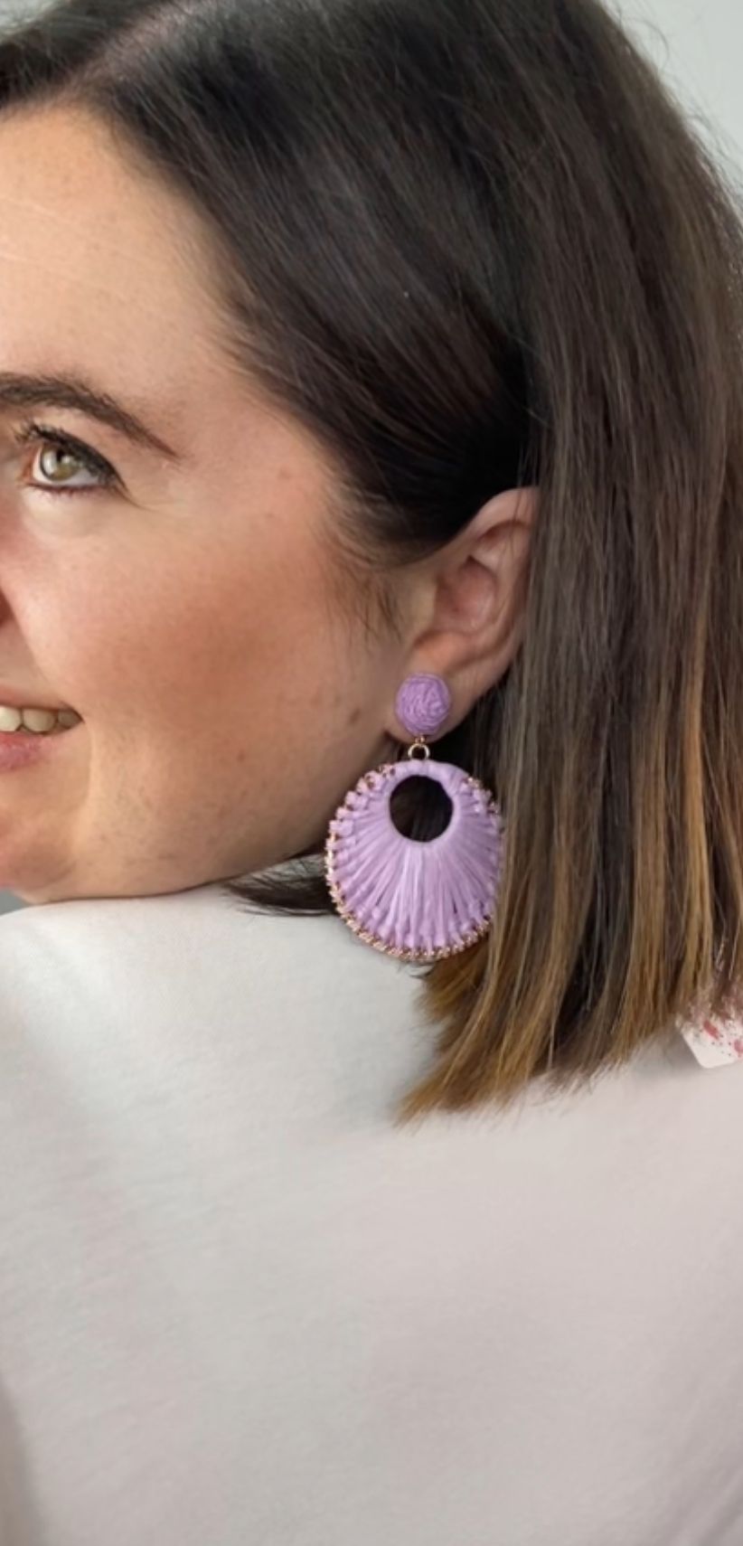 M0206 - Pendiente de Rafia Malva