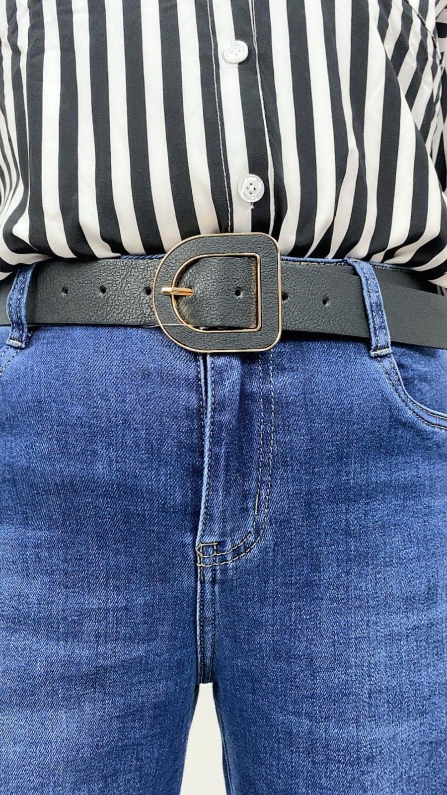 Cinturón Clásico Negro de frente