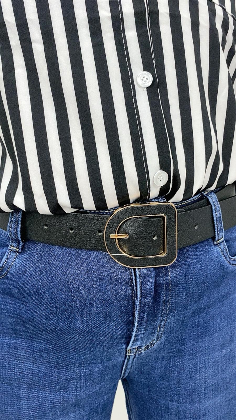 Cinturón Clásico Negro de lado