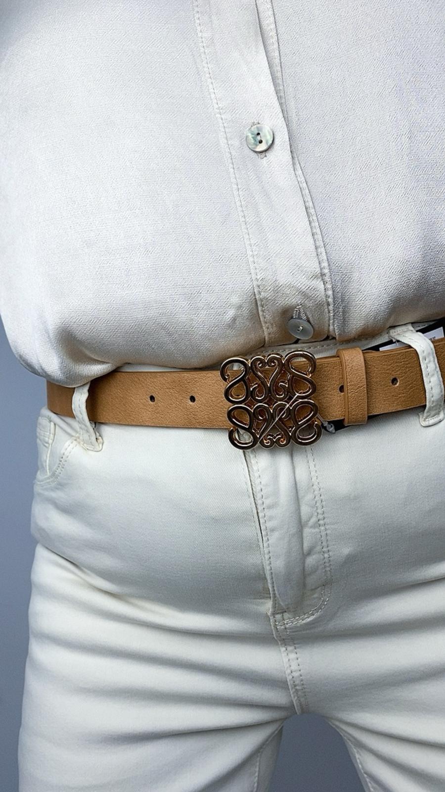 Cinturón LW camel claro de frente